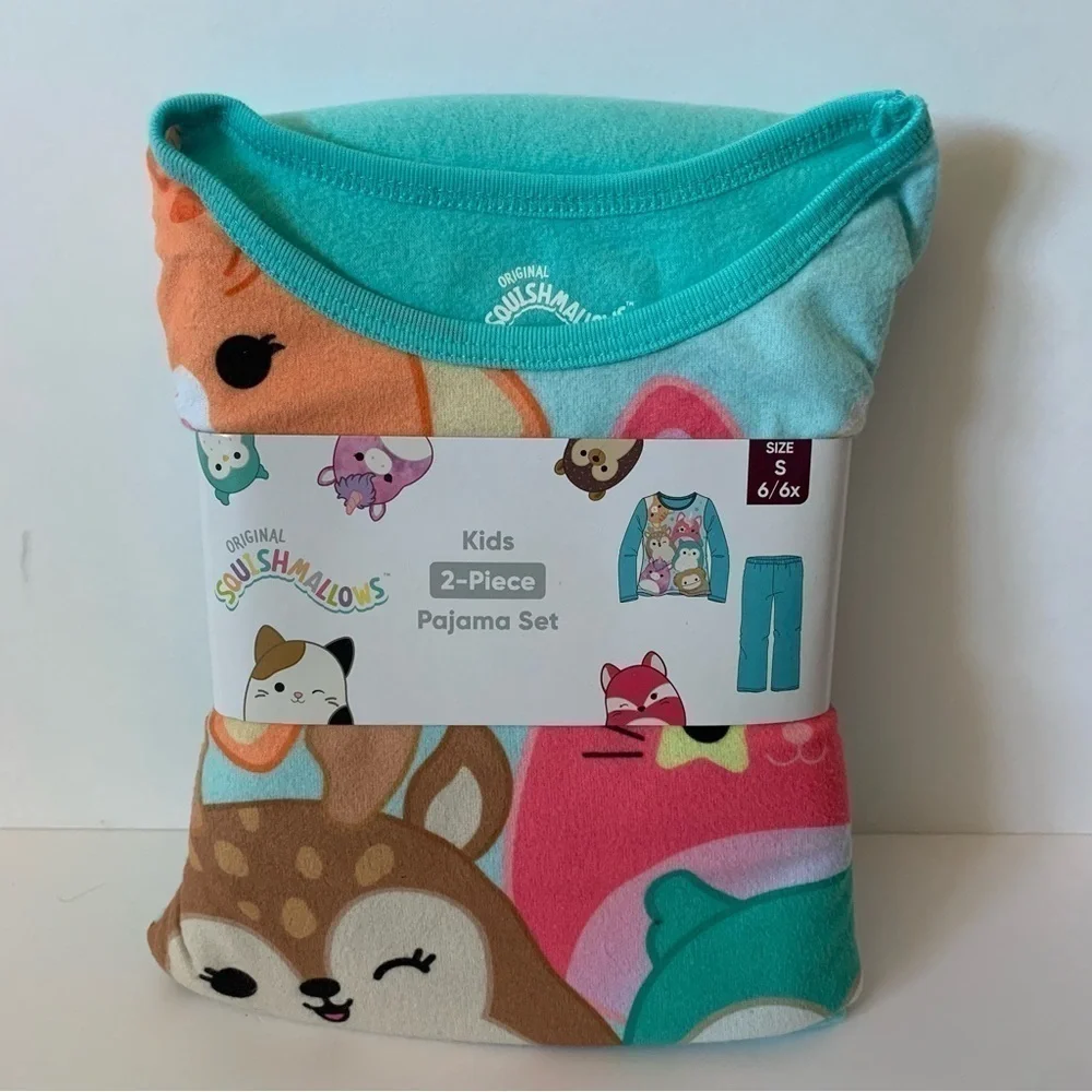NWT. SQUISHMALLOWS Kids 2 Piece Pajamas